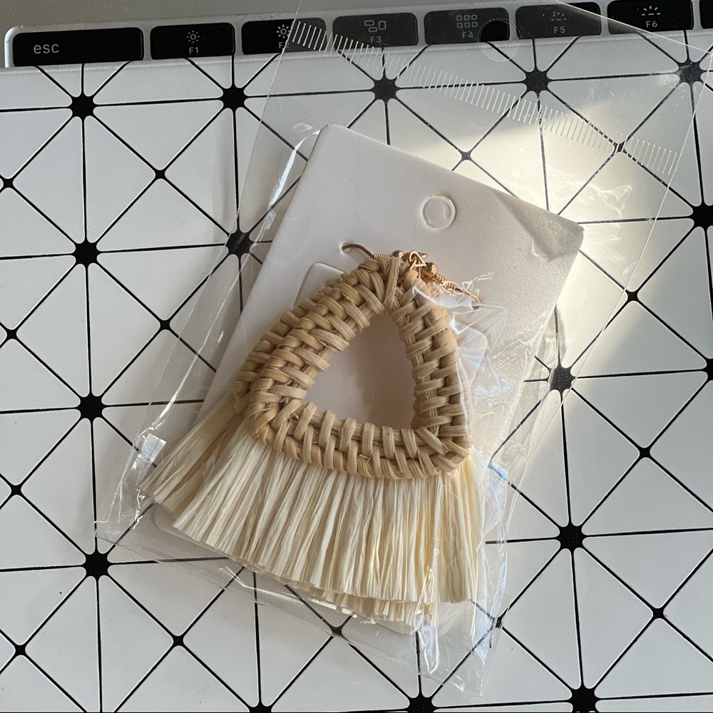 Straw Earrings NEW
